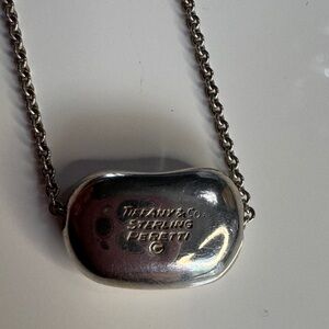 Tiffany&co Bean design Elsa Paretti pendant with chain Silver .925